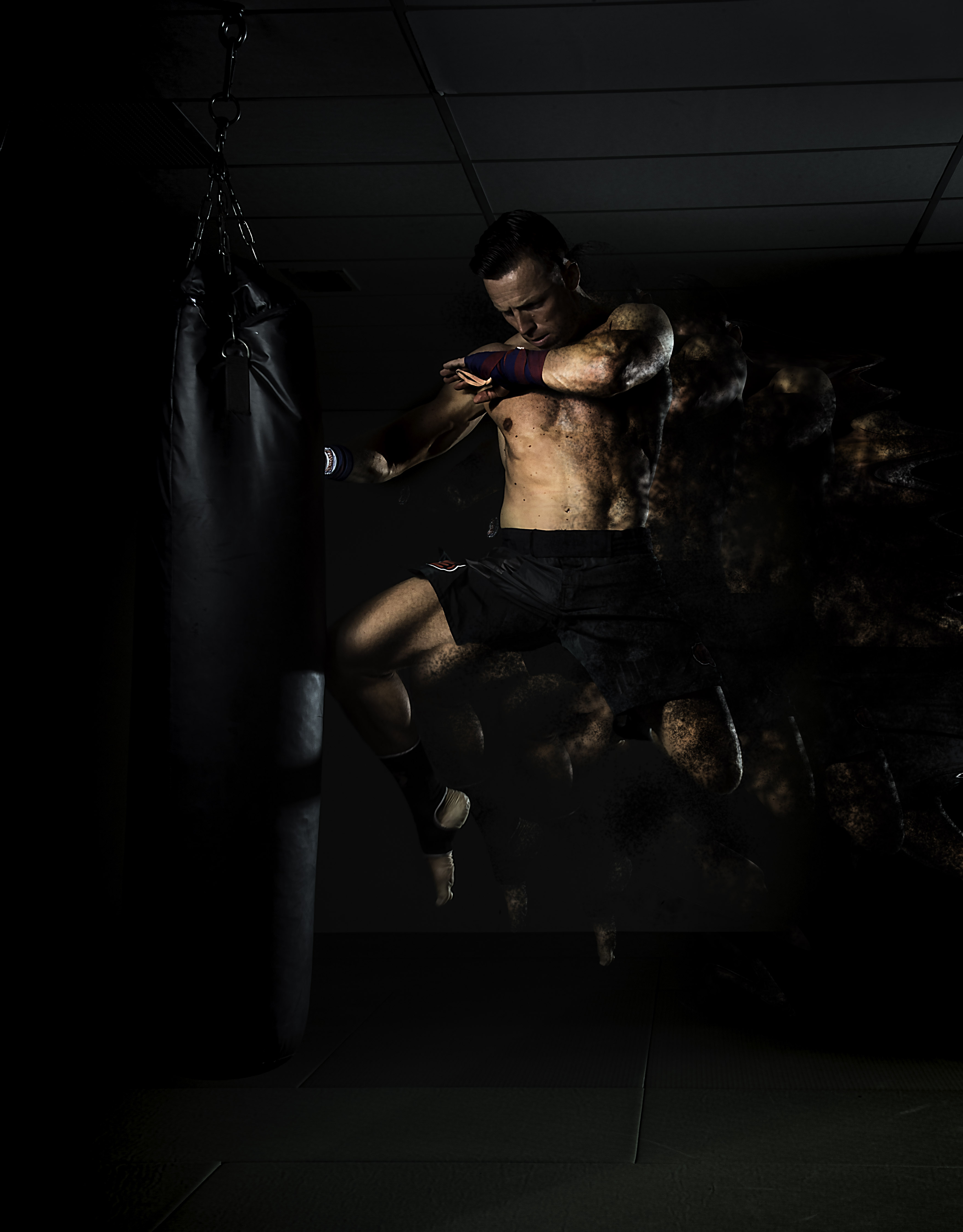 Danny Delvers fitness en MMA photoshoot
