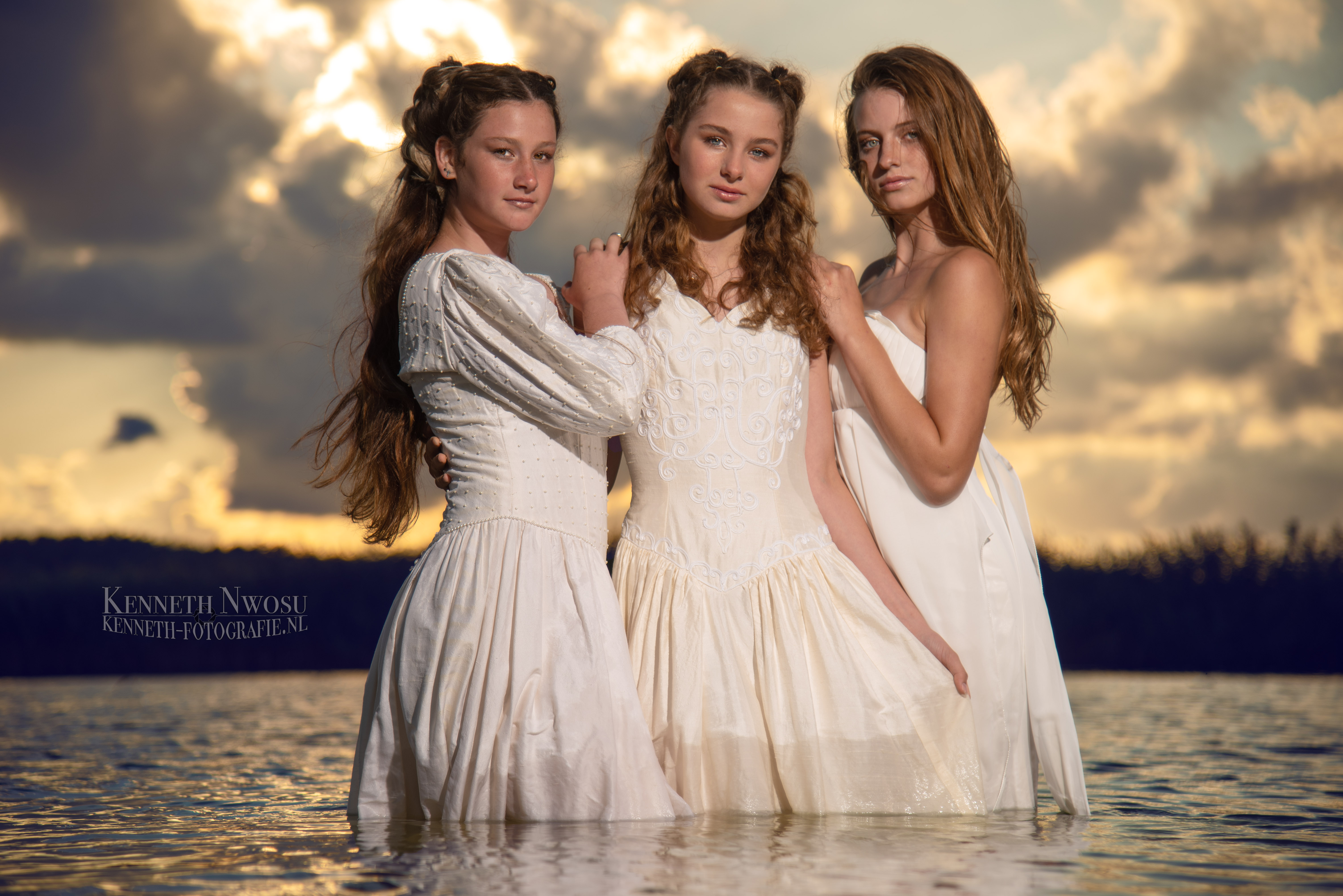 Golden hour beach shoot met Shirley, Romy en Mandy